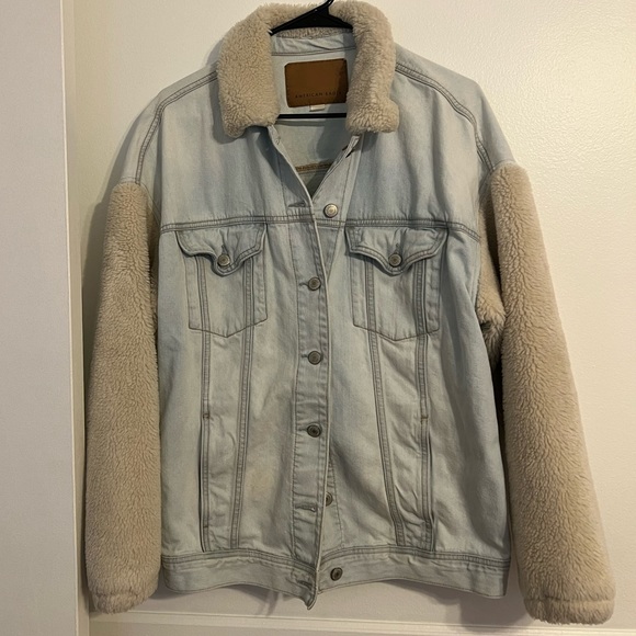 AE Faded Denim Sherpa Jacket - Picture 1 of 4